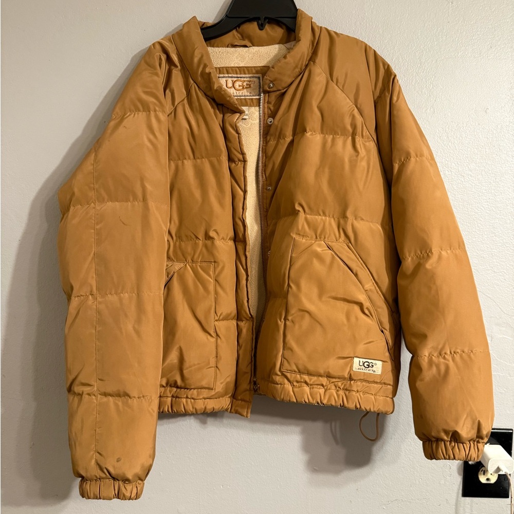 Vintage UGG 100% REAL FEATHER filling Cream and Tan Fleece Jacket 100% real Furr